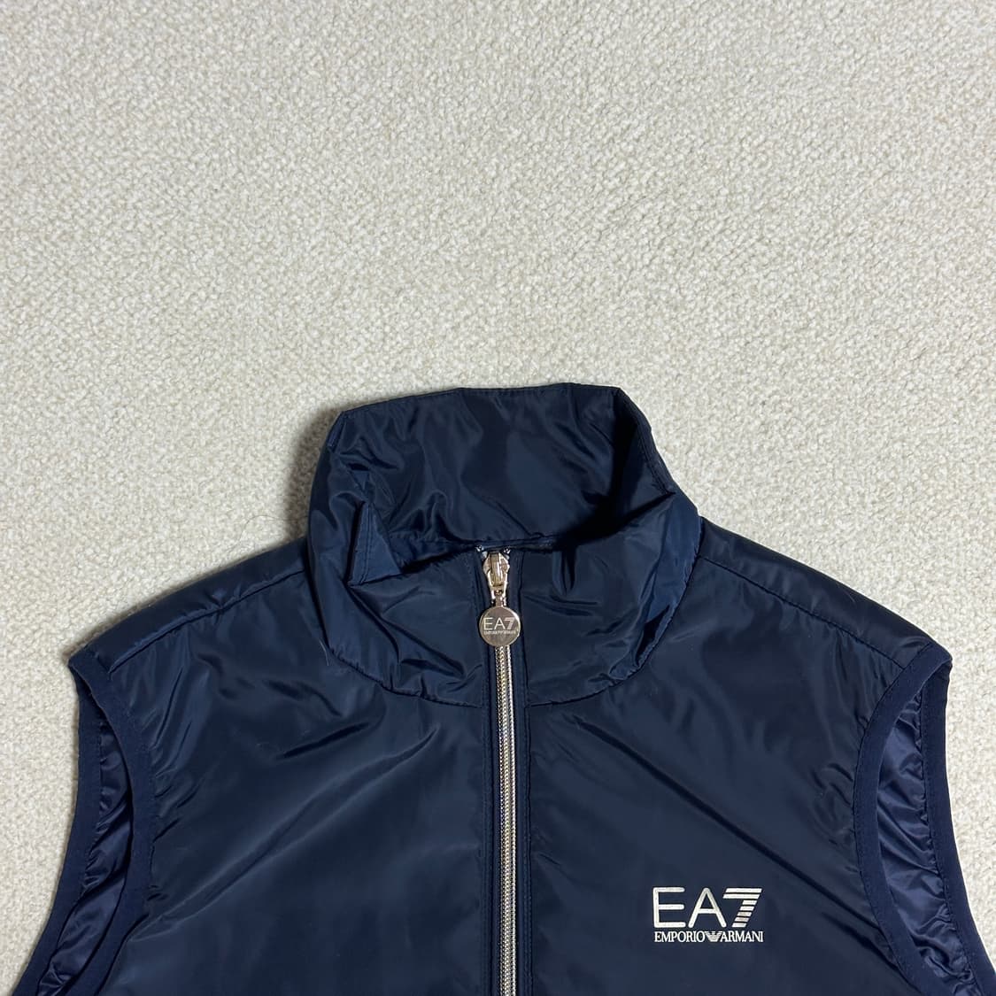 엠포리오 아르마니 EA7 투웨이 경량 조끼 상품이미지4