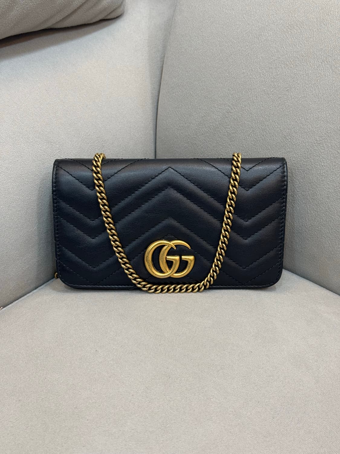 구찌 GG 마몬트 마틀라세 미니 체인백 상품이미지1