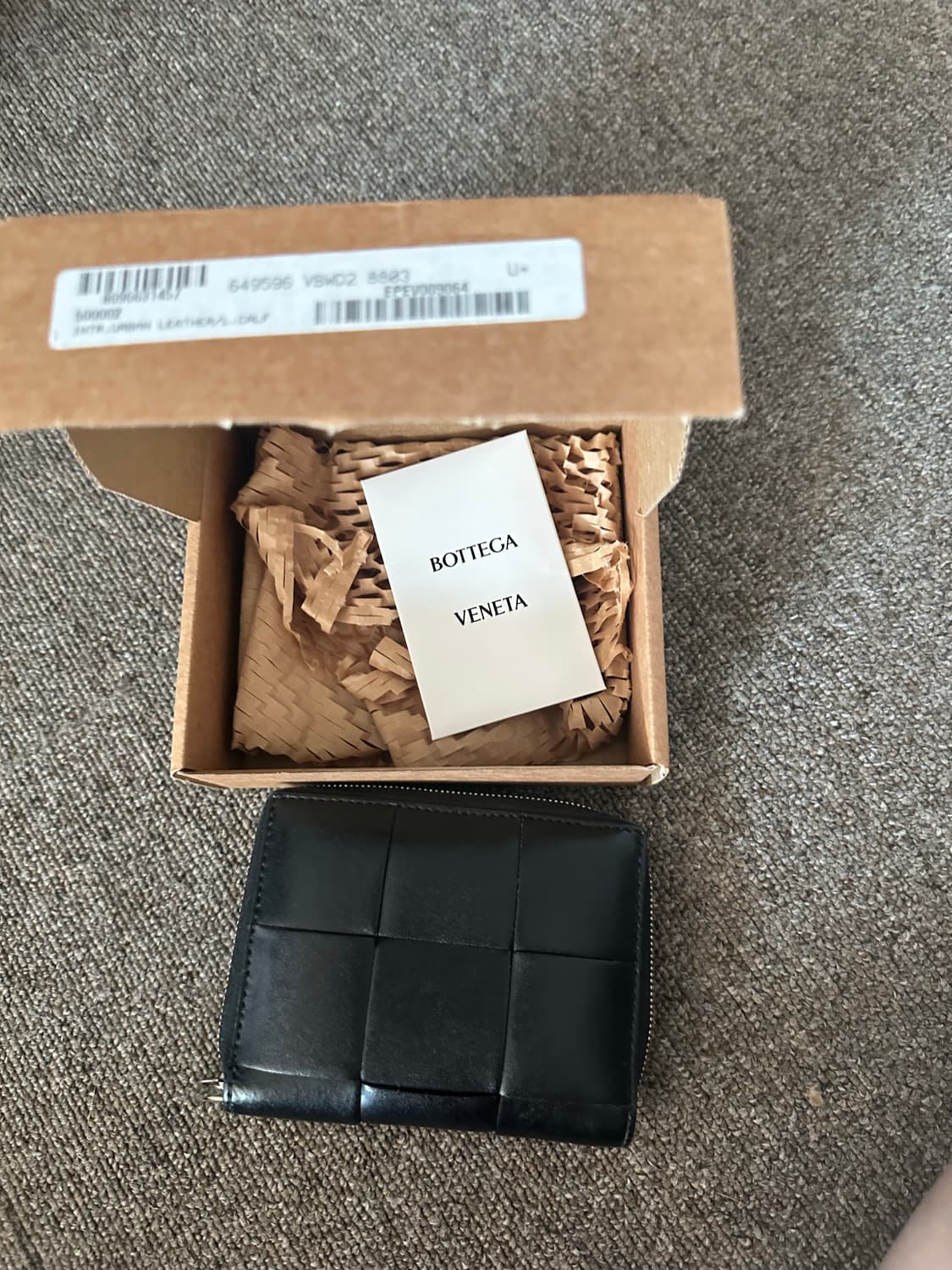 (정품) 보테가베네타 카세트 지갑 상품이미지4