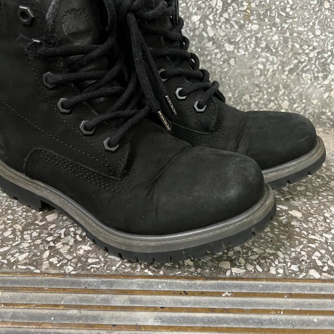 팀버랜드 6인치 워터빌 워터프루프 블랙 부츠 상품이미지6