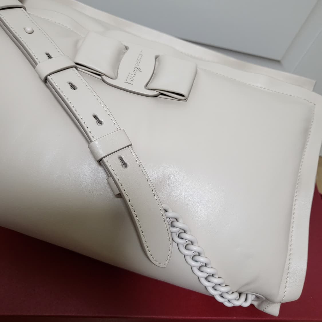 (새상품) 페라가모 비바 보우백 아이보리 상품이미지8