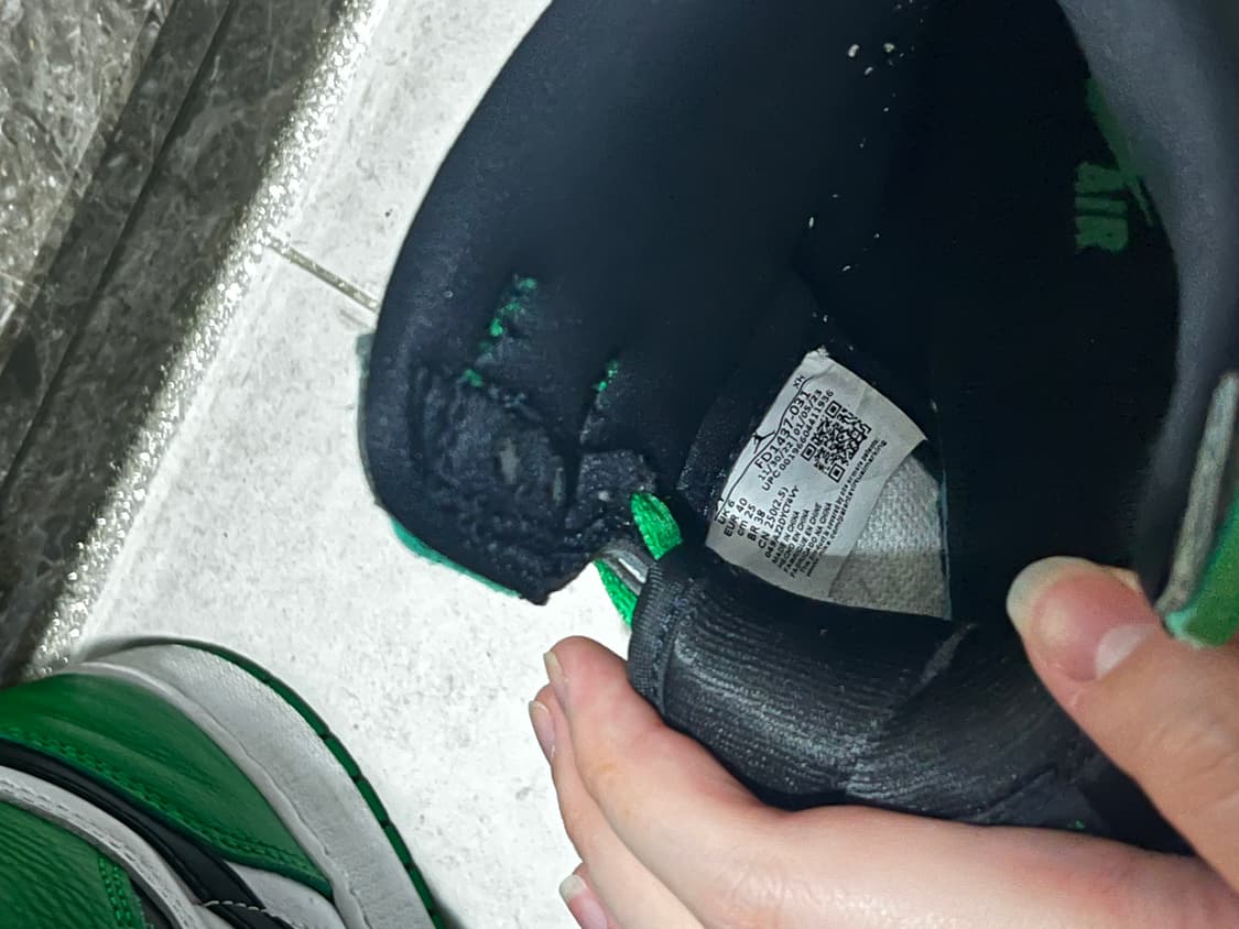 나이키 에어 조던 1 미드 럭키 그린 상품이미지1