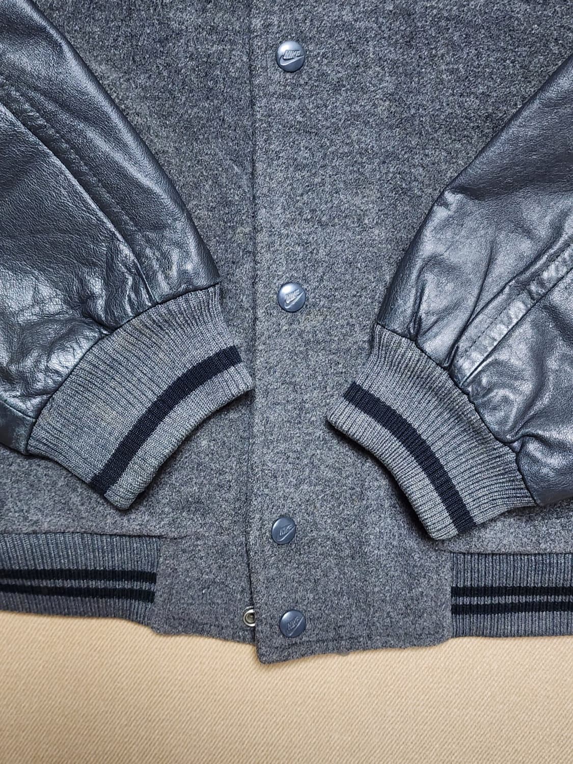 90s Nike Jordan Varsity Jacket 상품이미지5