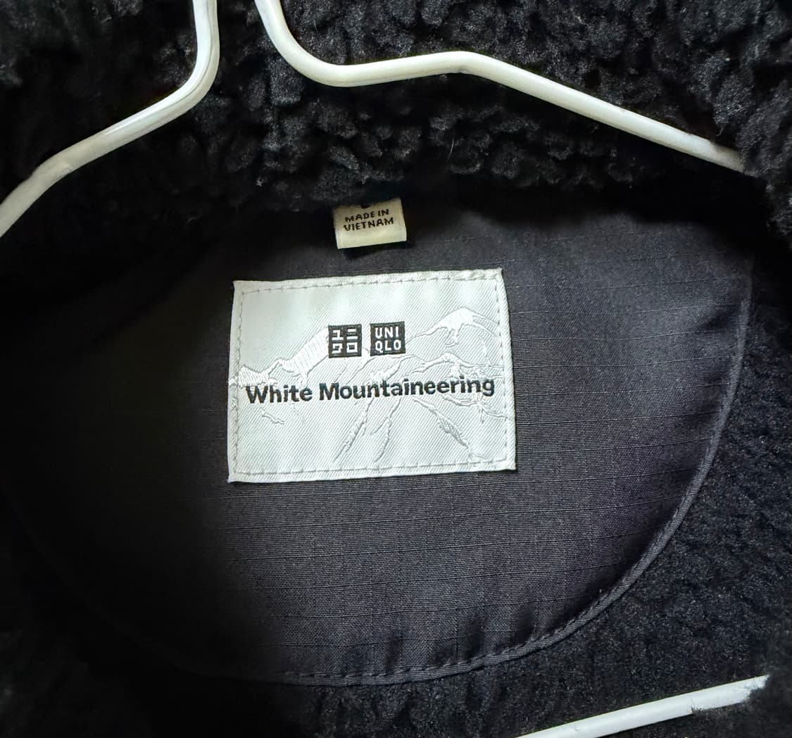 유니클로 화이트 마운티니어링 후리스 L 상품이미지3