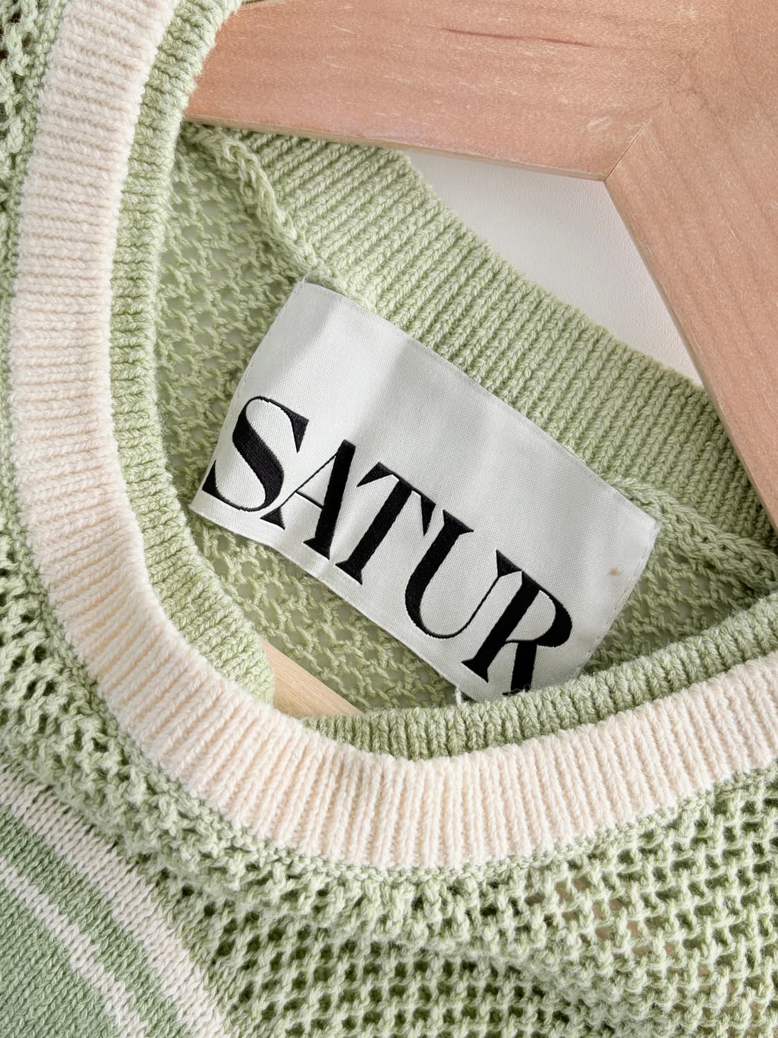 Satur 세터 본보야지 아트로고 크루넥 하프니트 상품이미지3