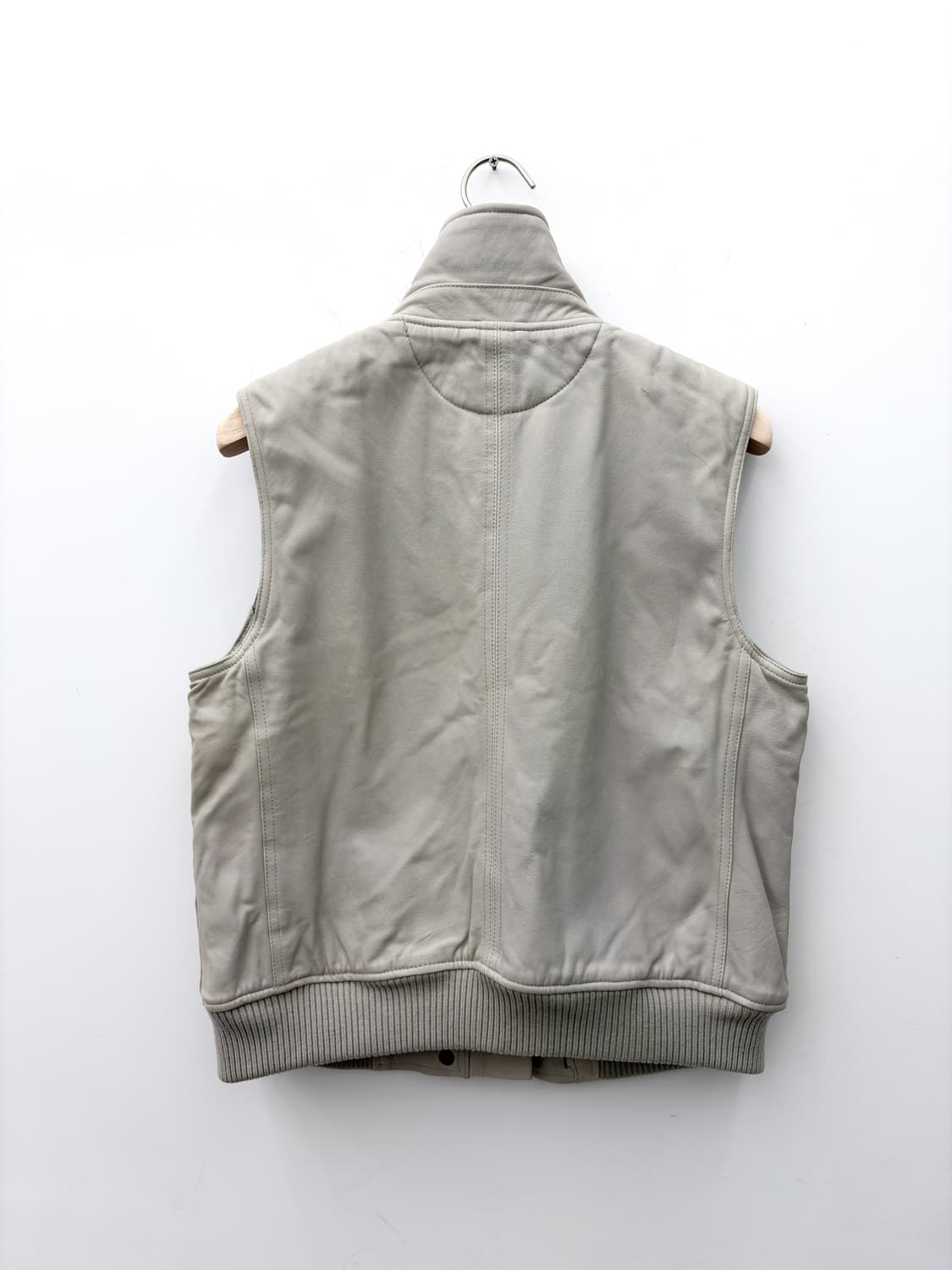 LEATHER BUTTON VEST 상품이미지6