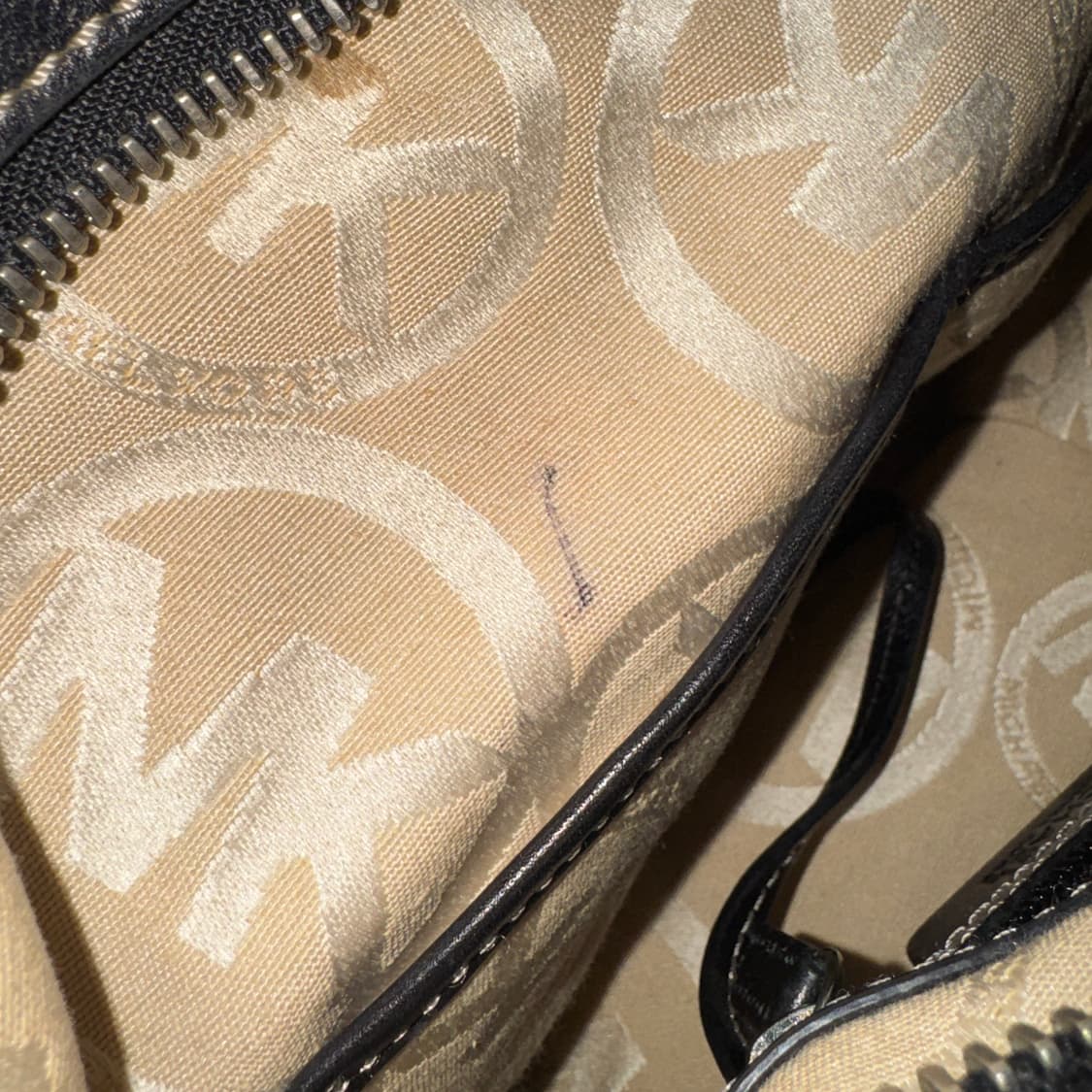 마이클코어스 래더 숄더백 가방 스터드백 상품이미지8