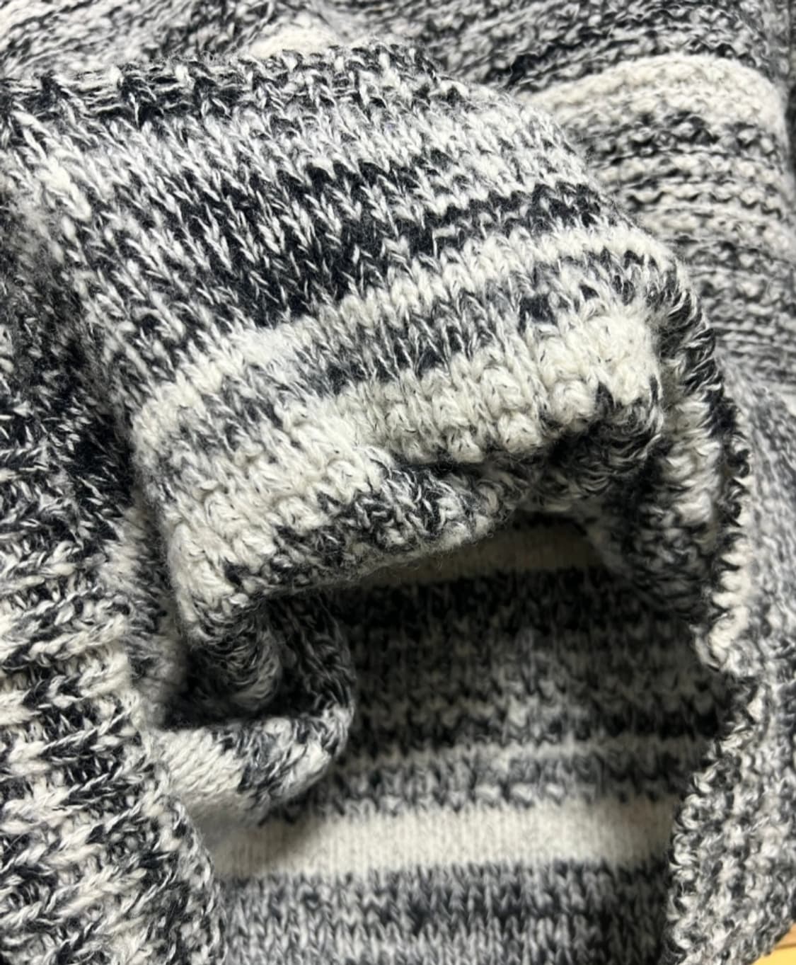 타임 남성 스트라이프패턴 울니트

 상품이미지4