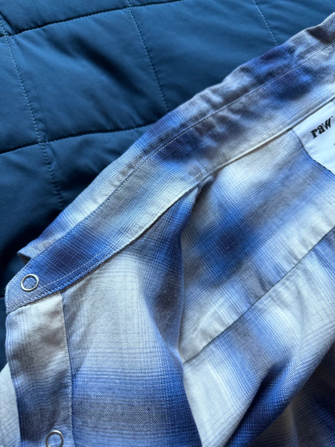 블라인드파일즈 옴브레셔츠 블루 (1) 상품이미지8