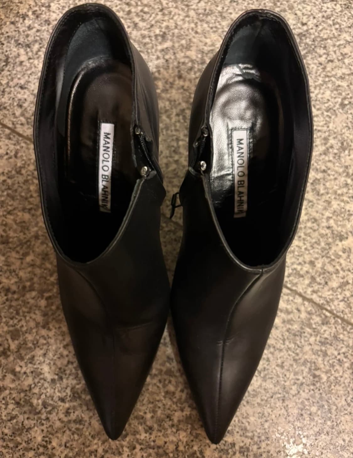 마놀라블라닉 앵클부츠 37.5 상품이미지1