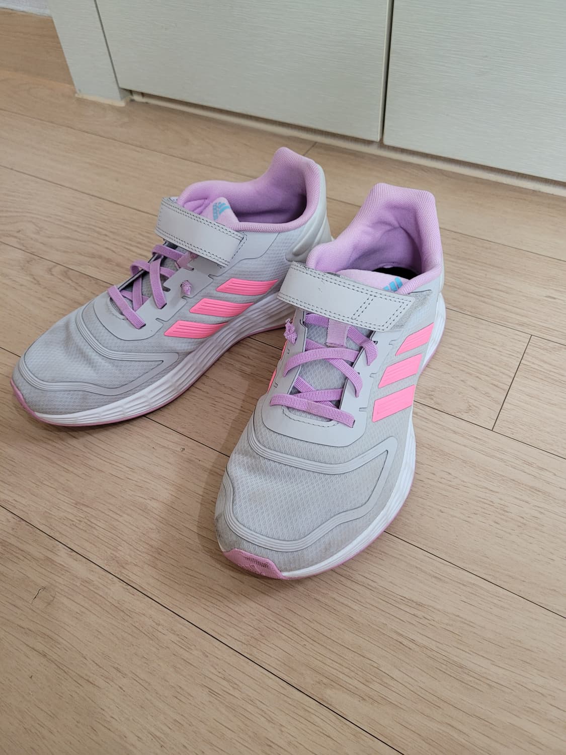 아디다스 Adidas 키즈 운동화 240 핑크 상품이미지1