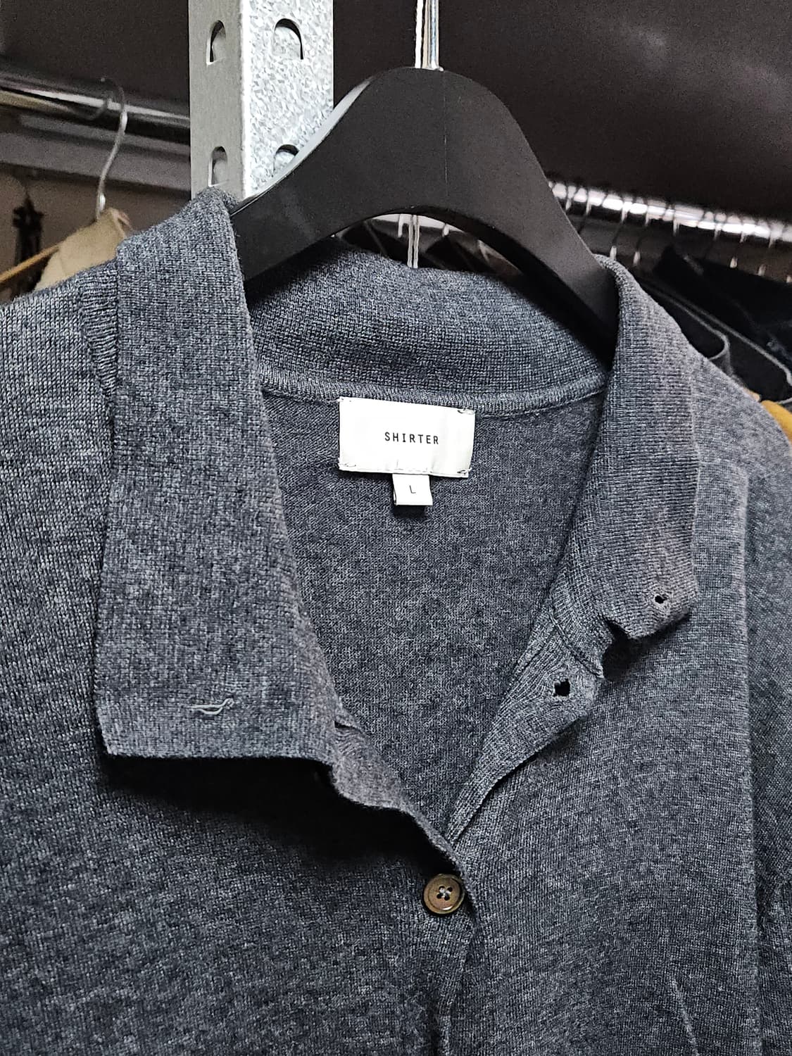셔터 하이 칼라 트위스트 버튼 가디건 (L) 상품이미지2