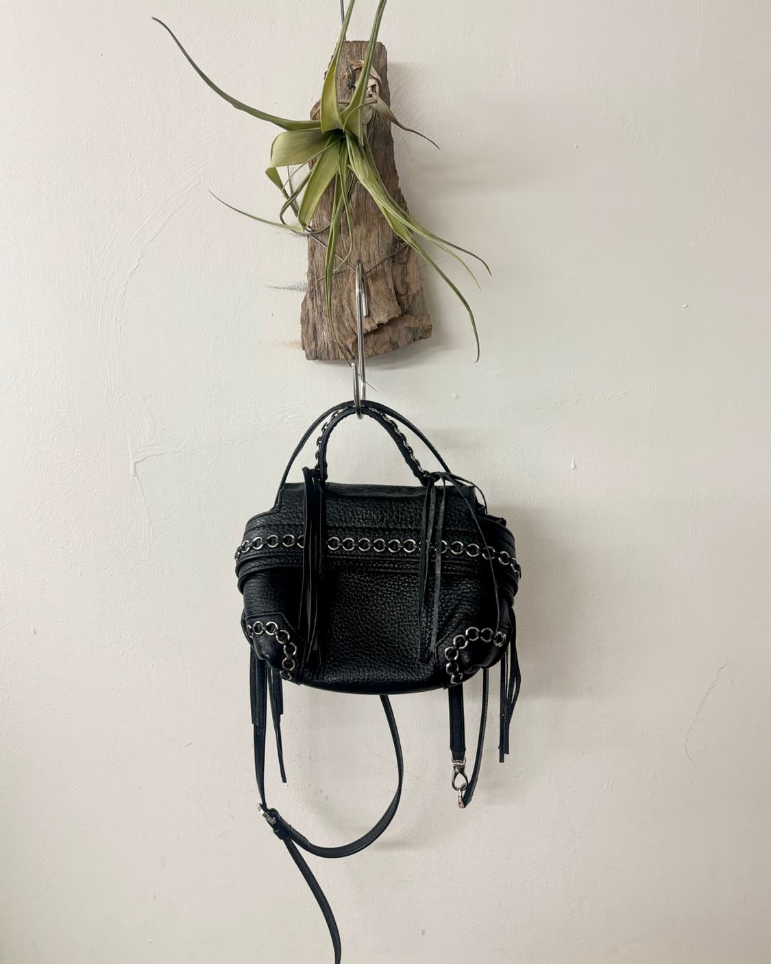 토즈 블랙 미니 토트백 상품이미지1