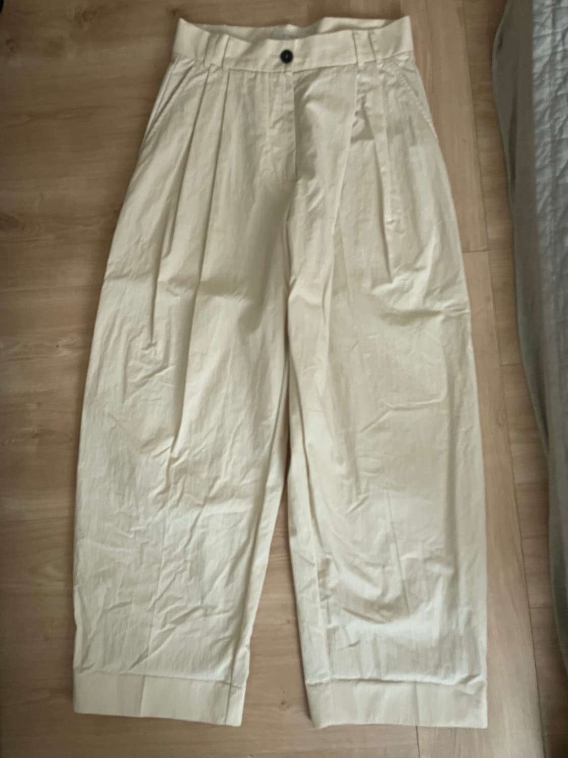 스튜디오 니콜슨 니카팬츠 1사이즈 도브색상 상품이미지2