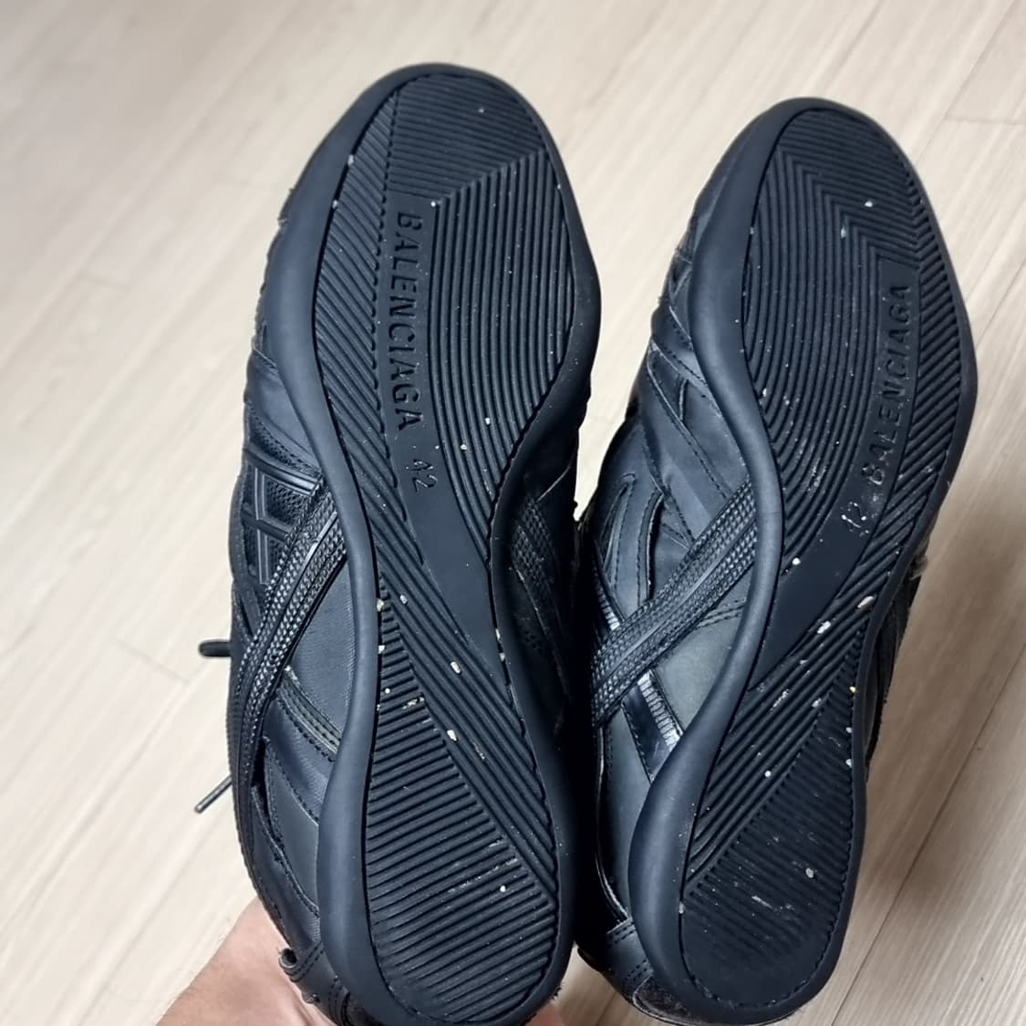 발렌시아가 트랙 스니커즈 블랙(275-280) 상품이미지7