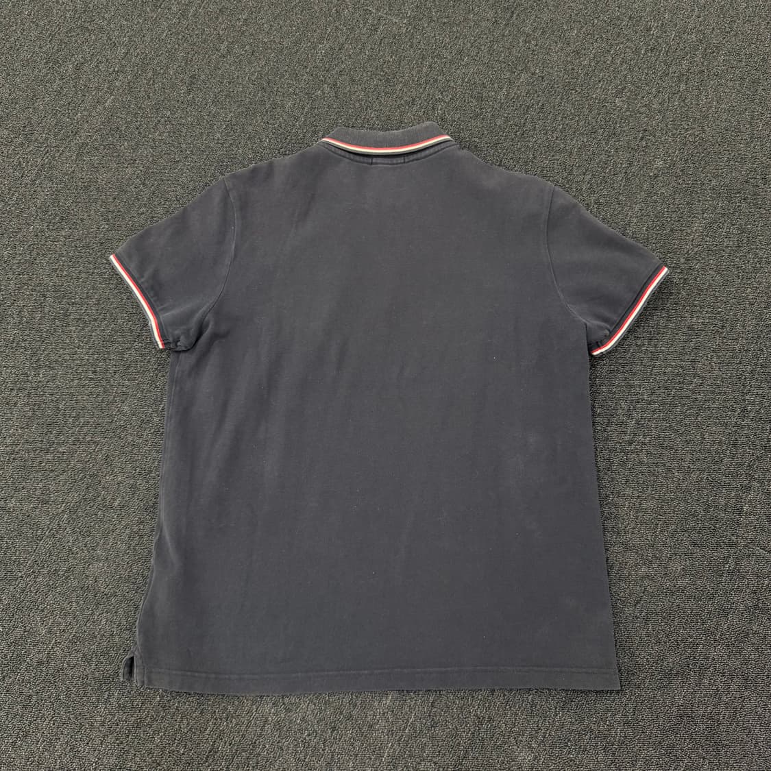 몽클레어 카라 네이비 반팔티 상품이미지4