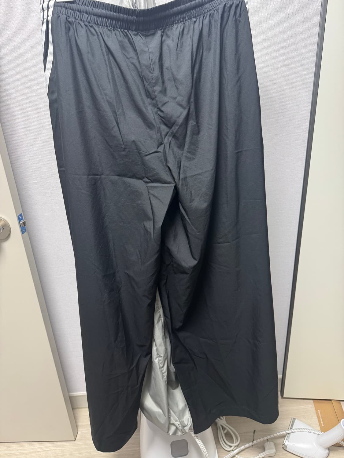 아디다스 아딜레니움 오버사이즈 트랙팬츠[M] 상품이미지2