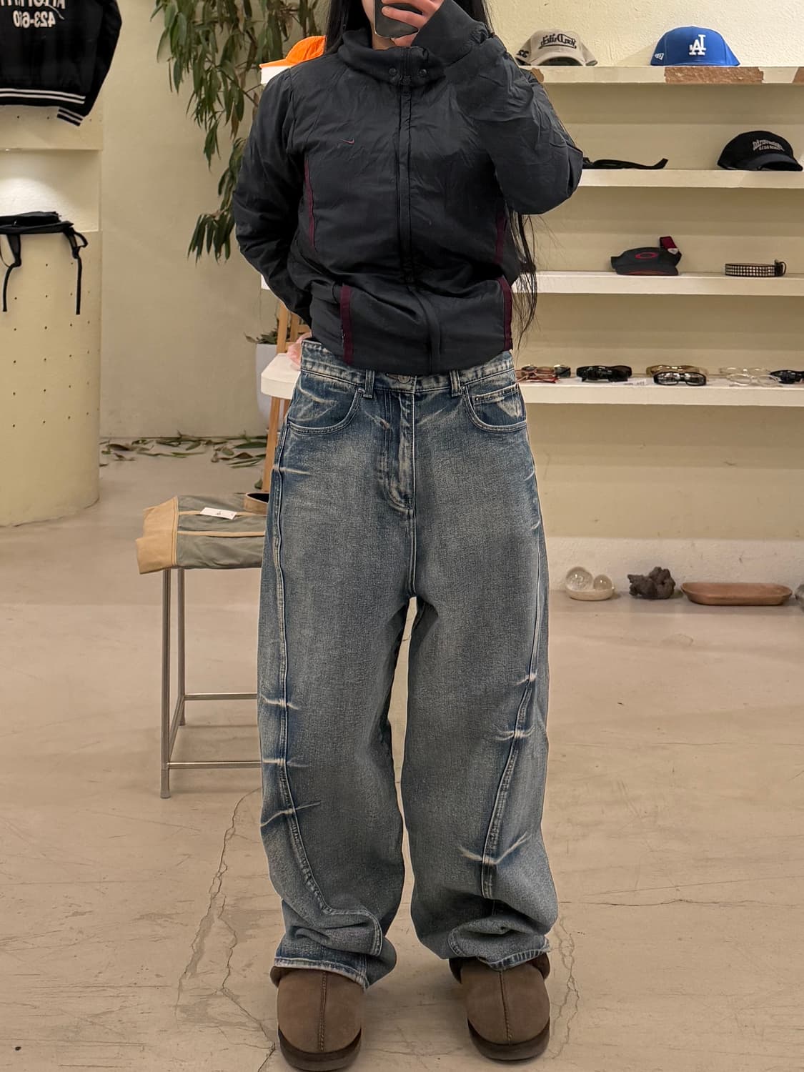 메종 미네드 워싱 커브드 데님 팬츠 U558 상품이미지1