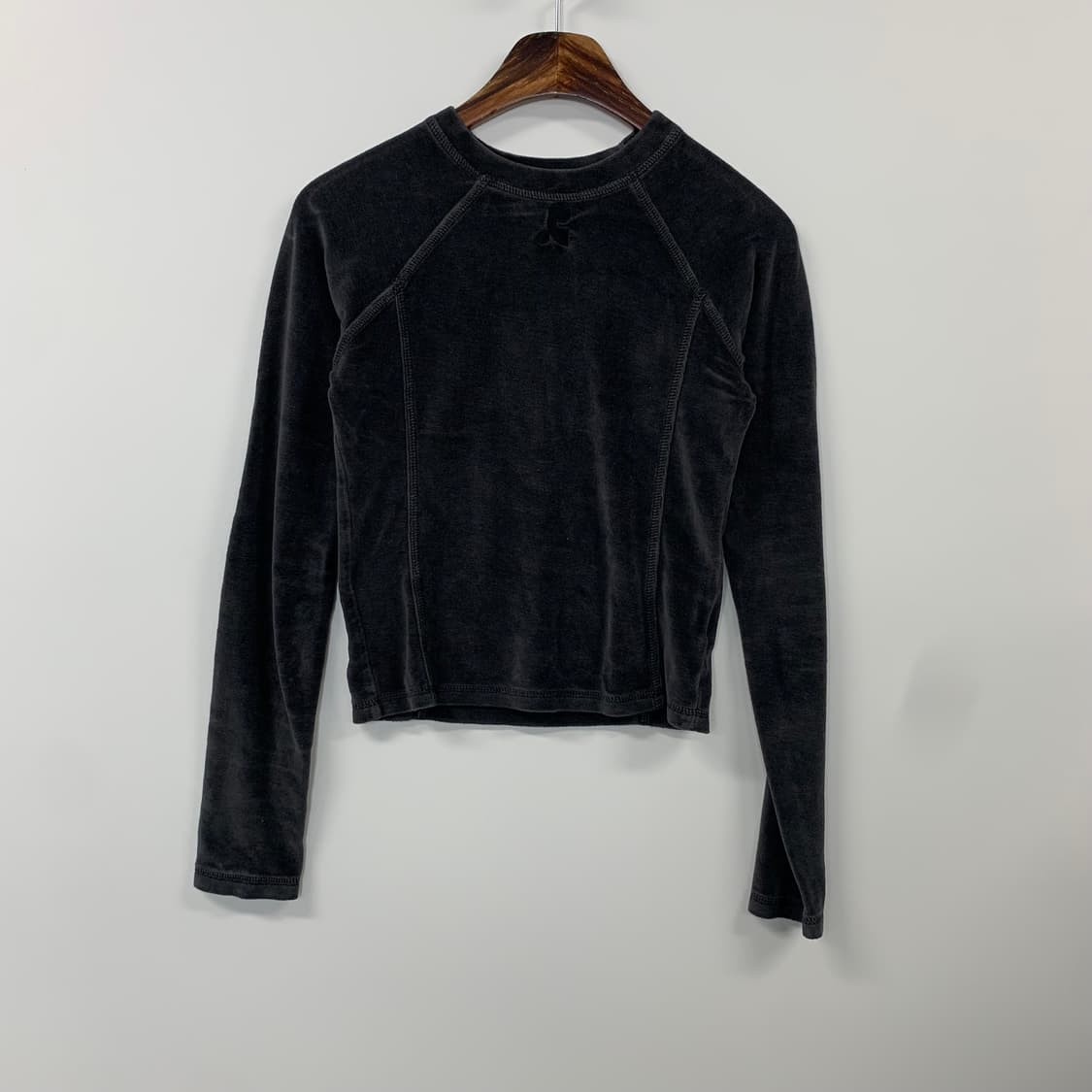 레스트앤레크레이션 벨벳 롱 슬리브 탑 상품이미지2