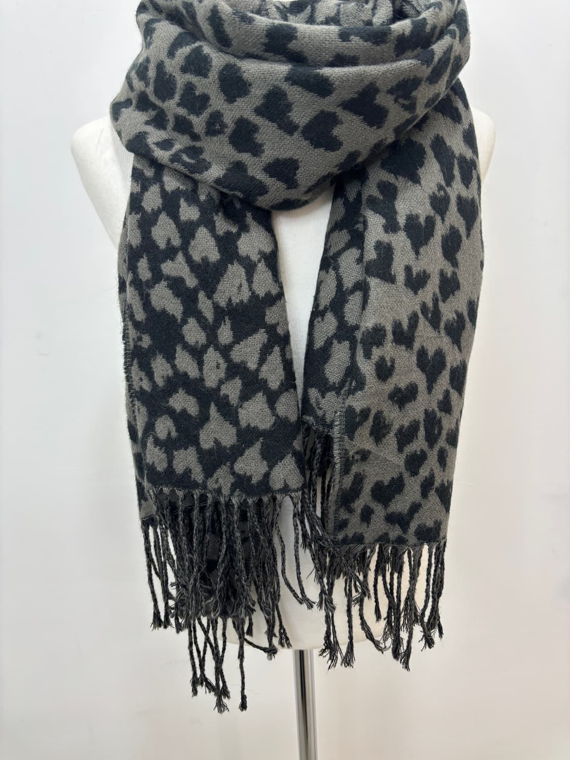 블랙 호피 레오파드 하트 머플러 목도리 상품이미지4