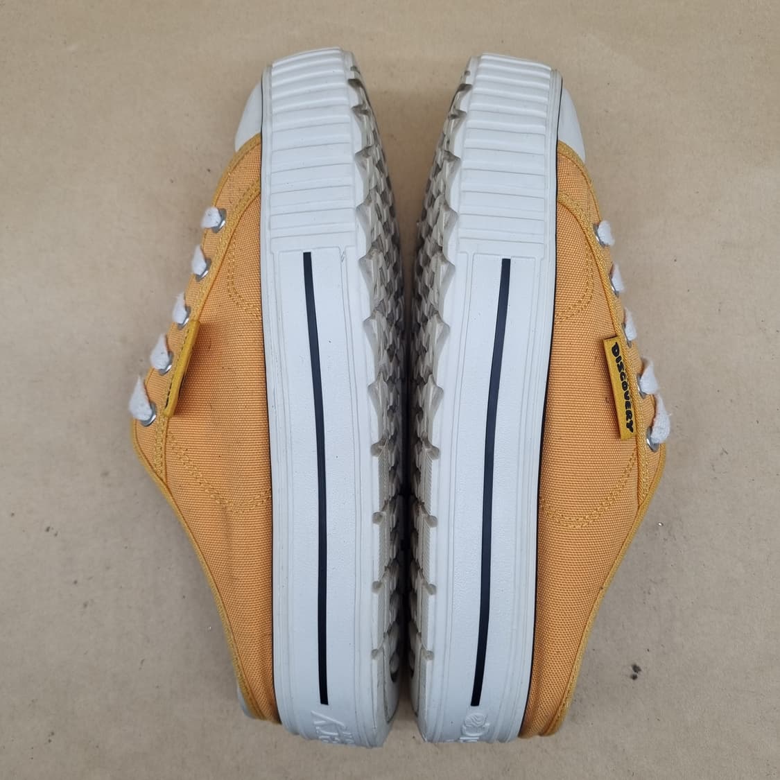 디스커버리 뮬 운동화250 굽6 상품이미지5