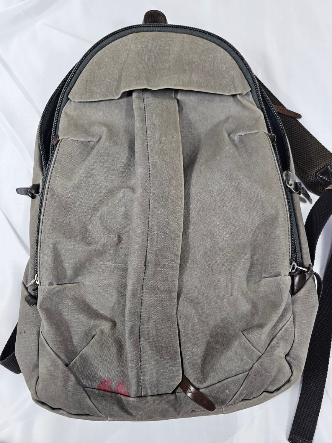 프로퍼티오브백팩 상품이미지1