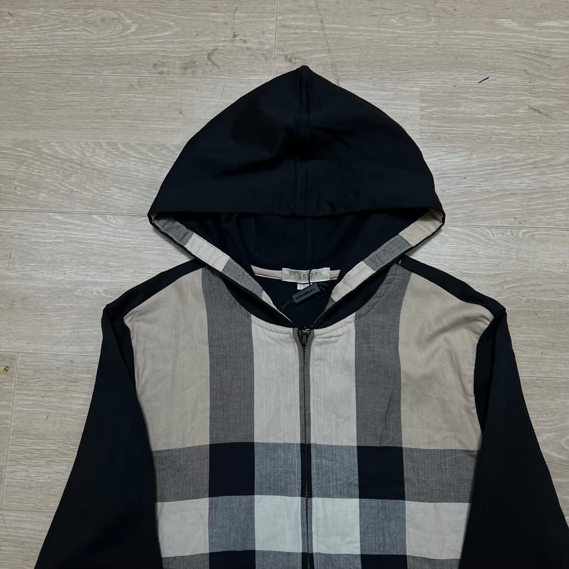 [새상품] 버버리 브릿 여성 캐주얼 노바체크 슬림 후드집업 L/100 상품이미지2