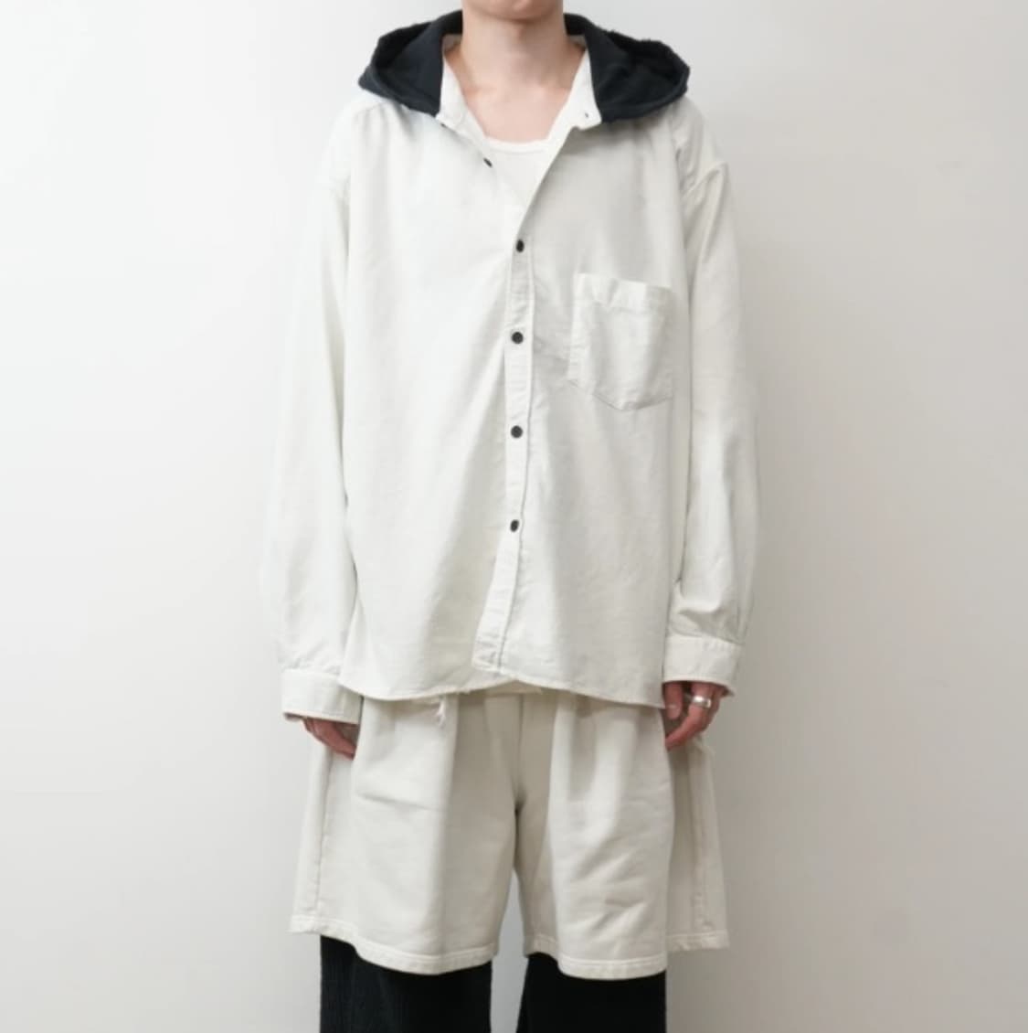 안셀름 후디드 셔츠 상품이미지1