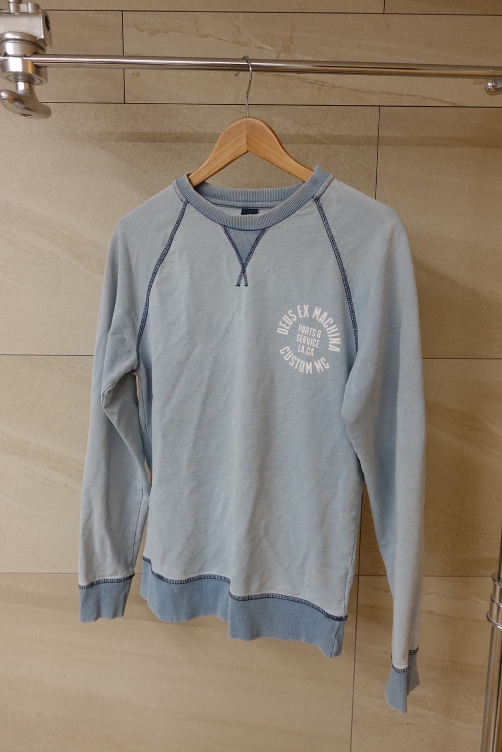 데우스 맨투맨 빈티지스카이블루 남자 S 상품이미지1