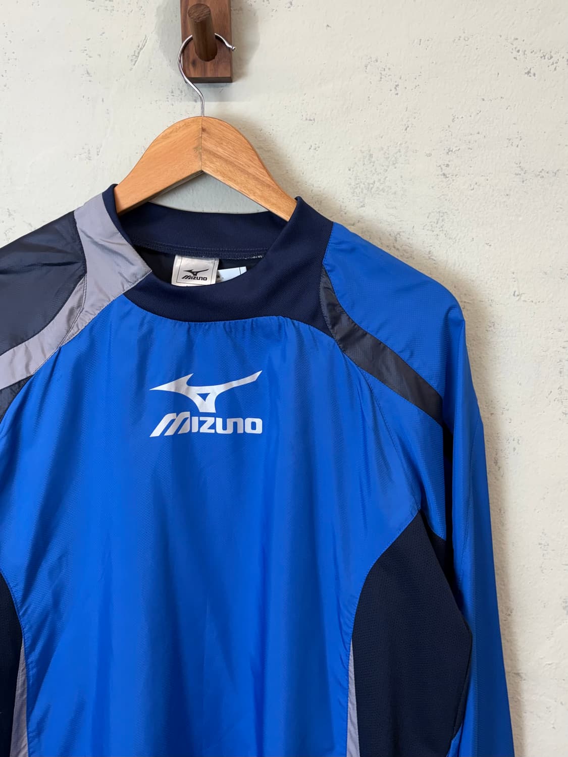 새상품 미즈노 빅로고 웜업 상품이미지3