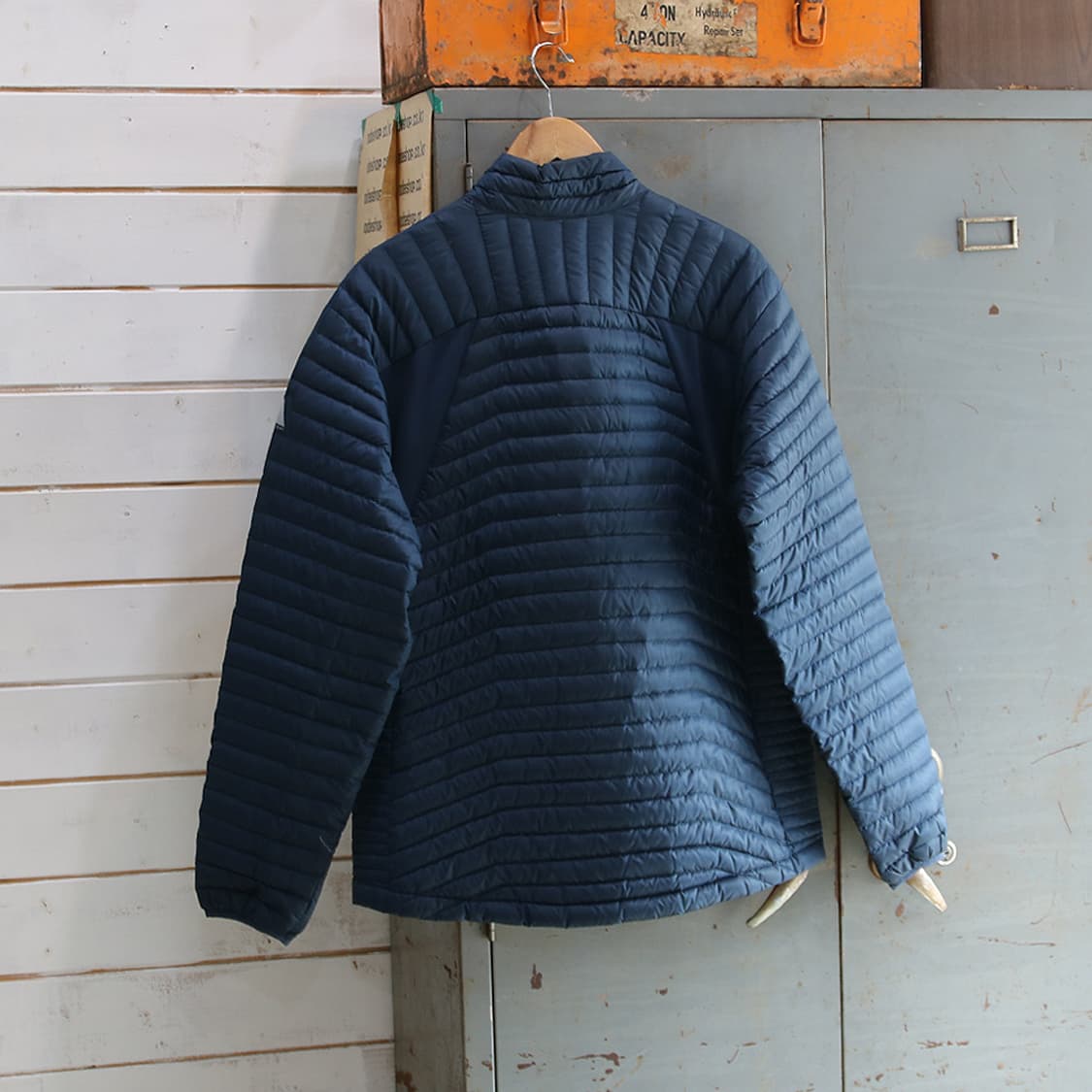 (착용컷) 에디바우어 구스다운 경량 패딩 (남성용 105) 상품이미지2