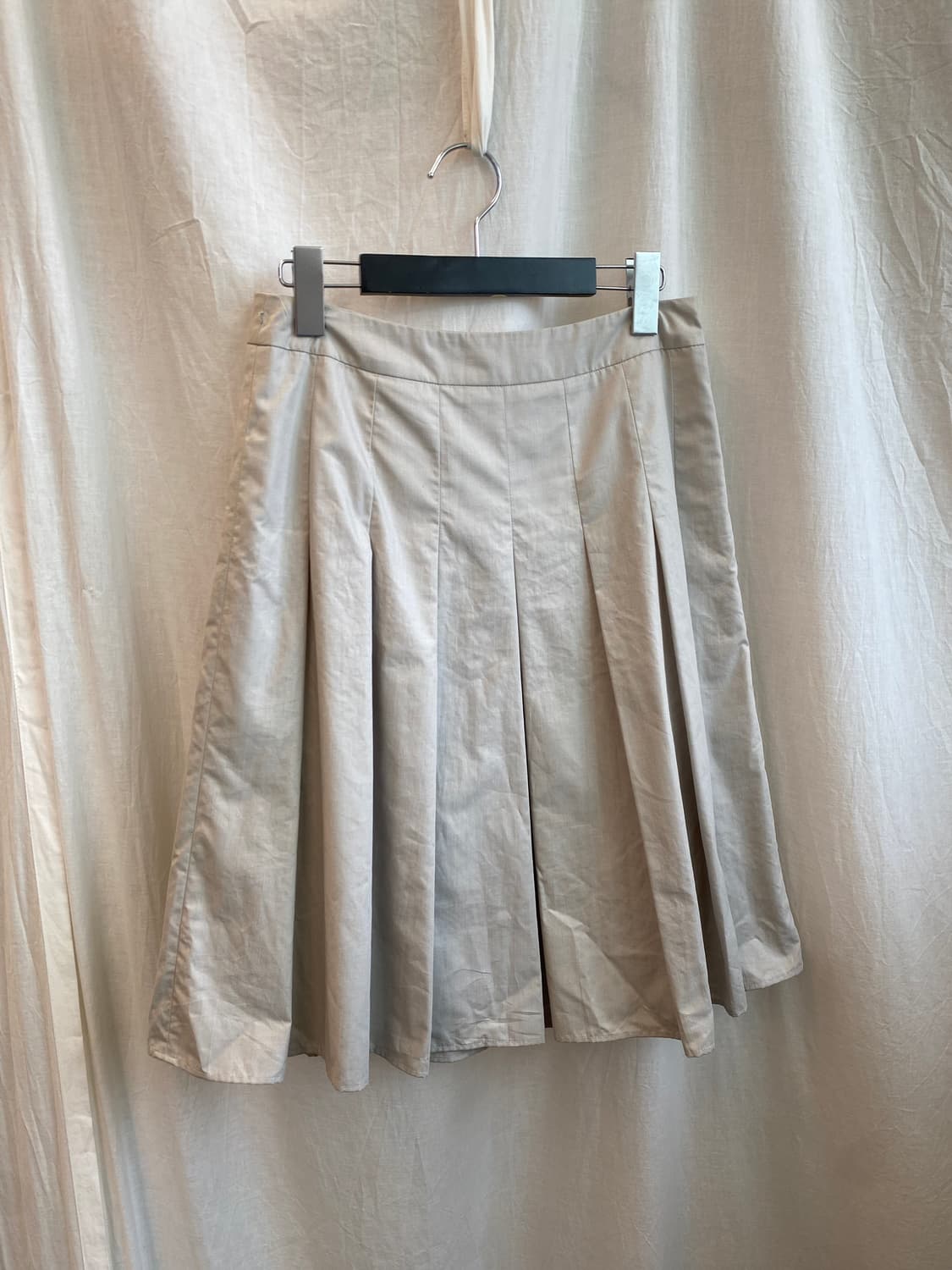 UNIQLO 그레이 플리츠 스커트(25) 상품이미지1
