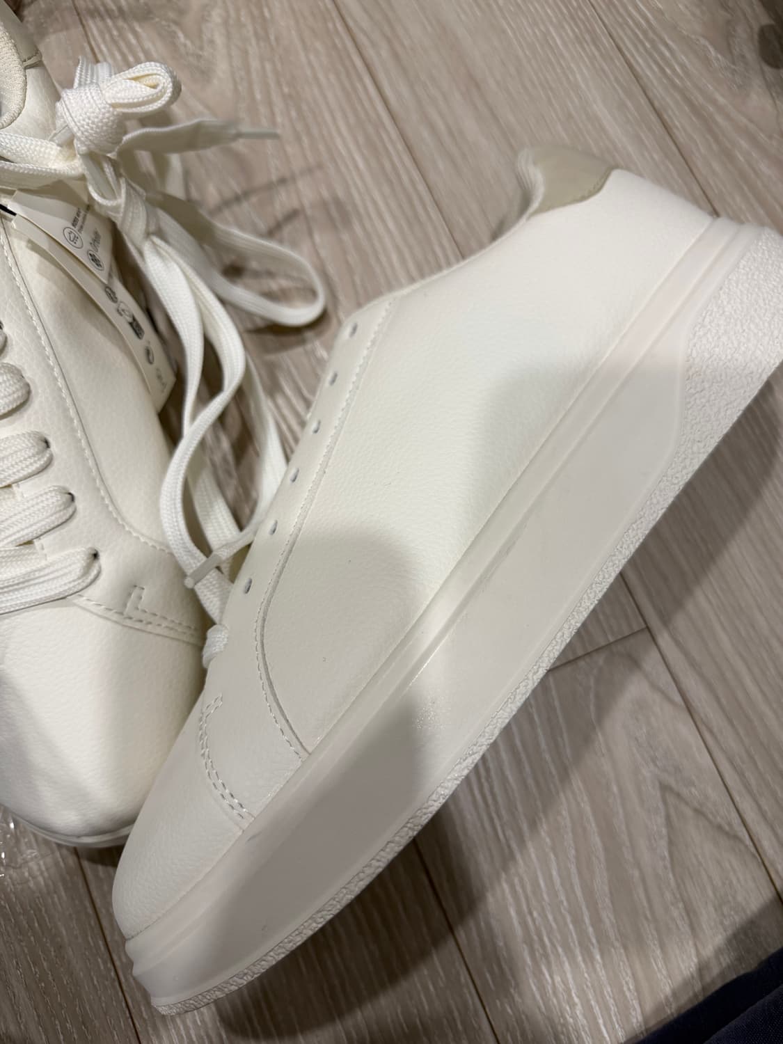 자라 화이트 스니커즈  상품이미지10