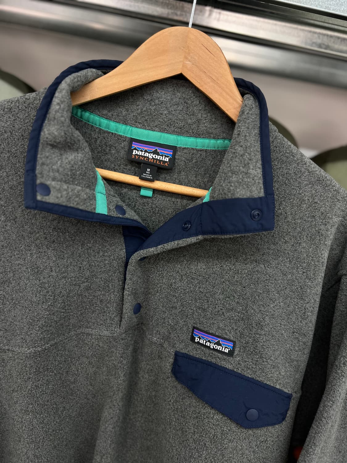파타고니아 신칠라 스냅티 플리스 풀오버 니켈 네이비 블루 상품이미지2