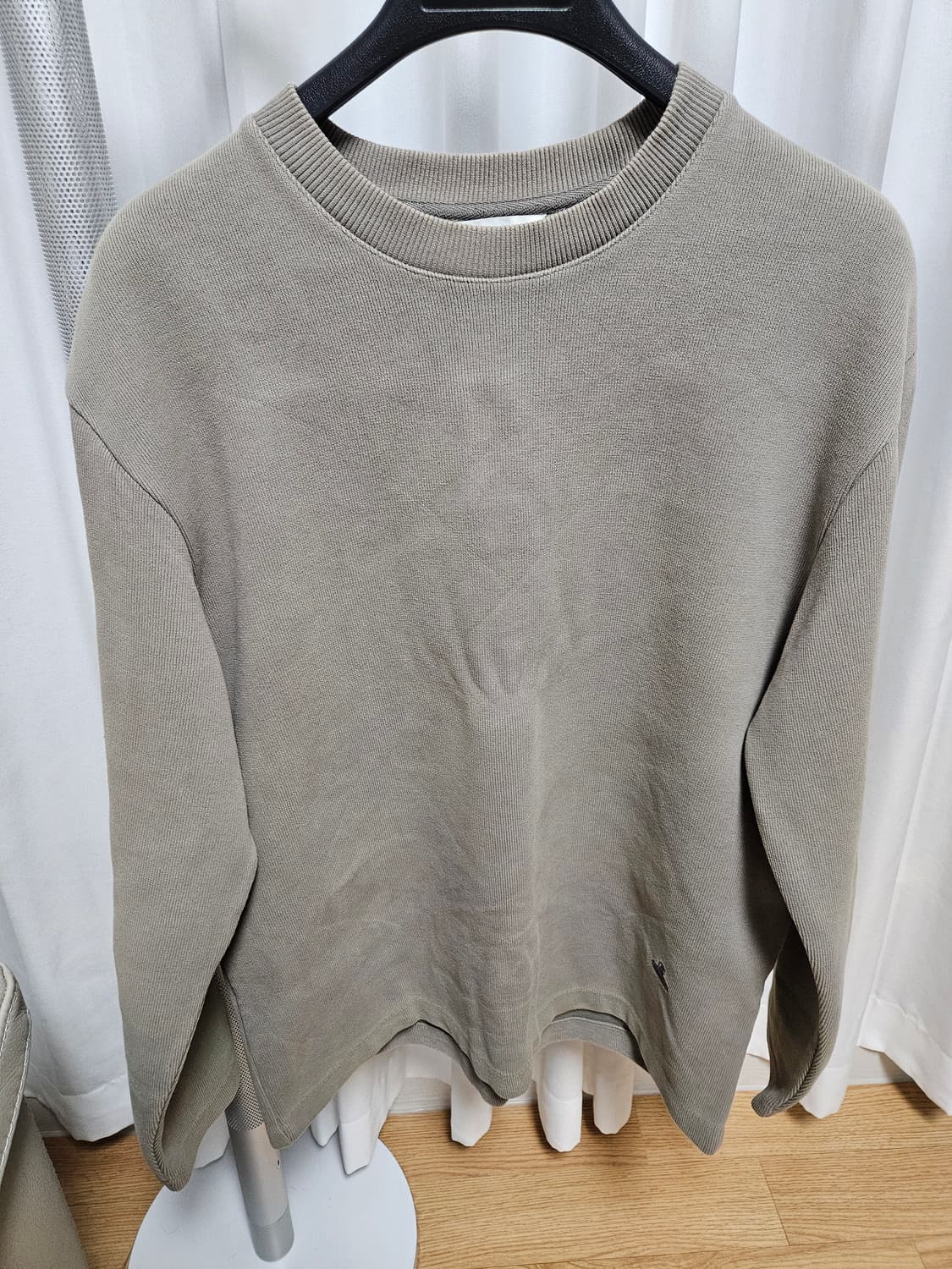 에피그램 사카리바 라운드넥 맨투맨 (100 사이즈) 상품이미지1