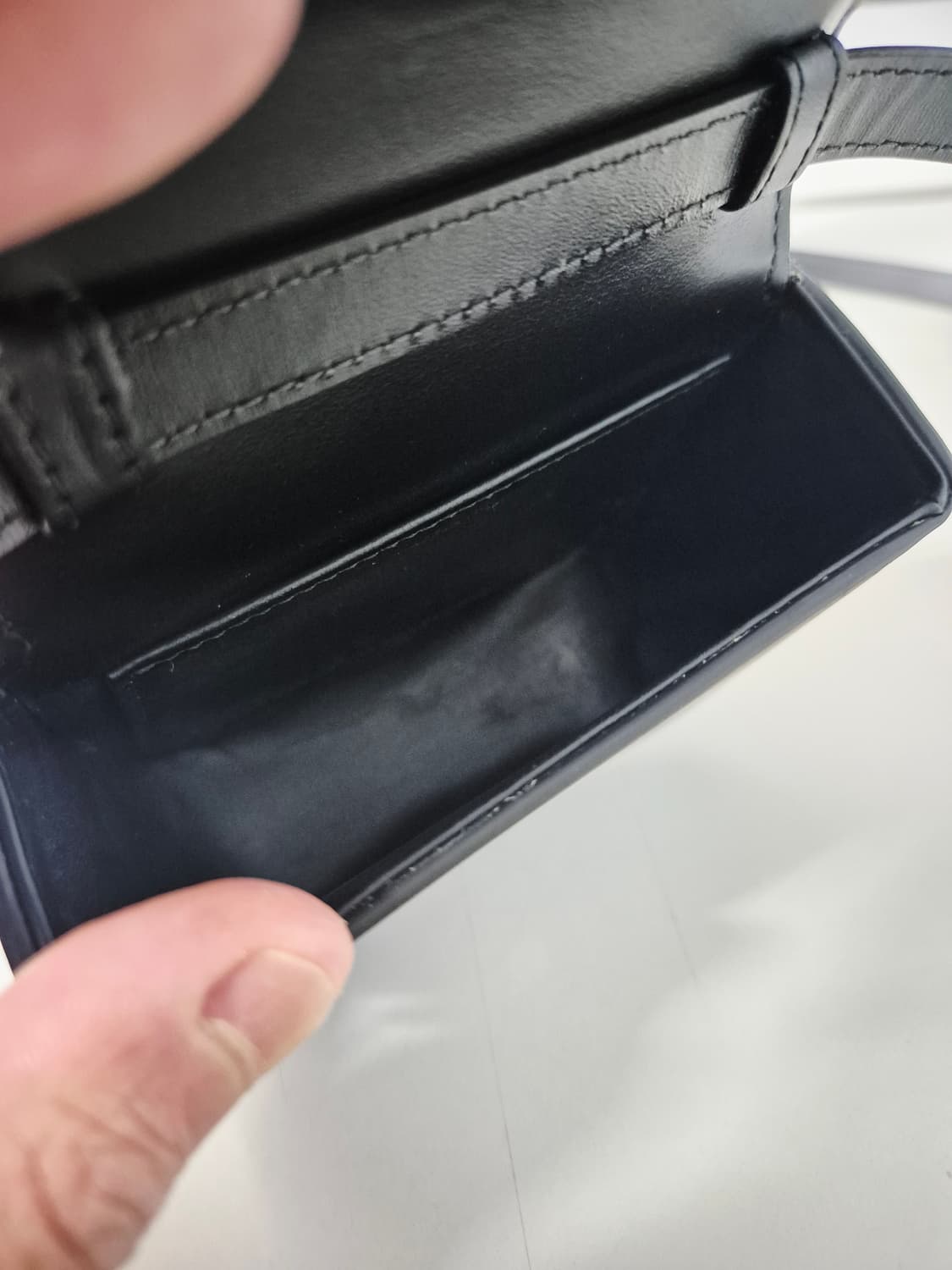 셀린느 미니 클로드 샤이니 키프스킨 상품이미지7