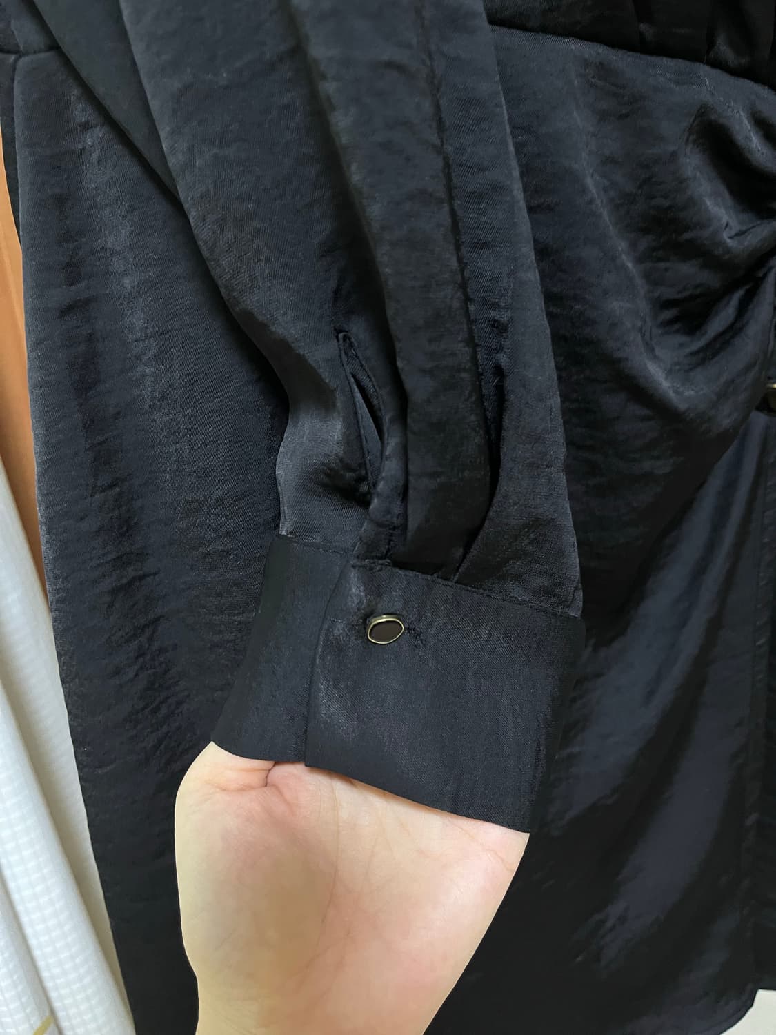 자라 Zara 새틴 블랙 원피스 상품이미지3