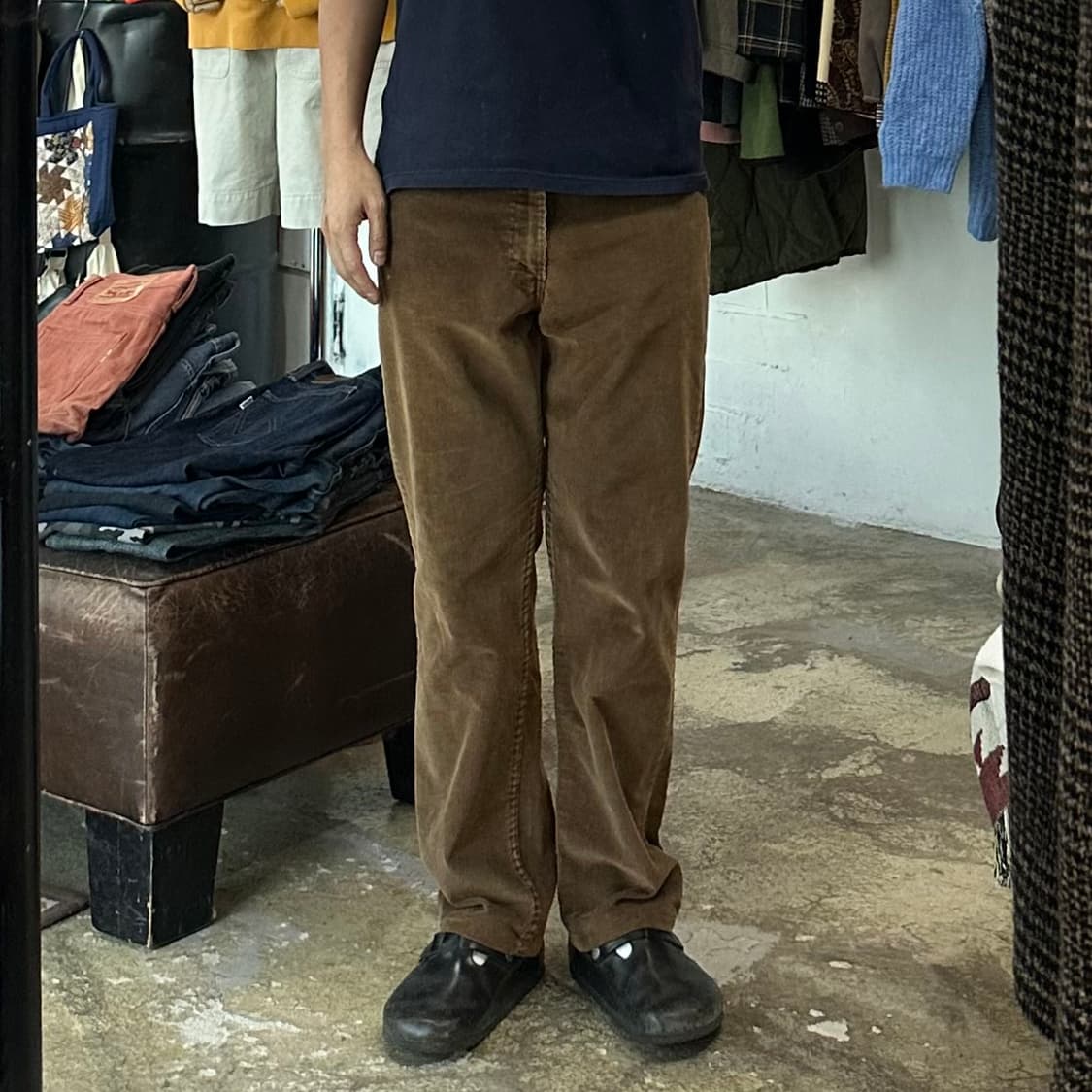 (착용컷) 80's 리바이스 코듀로이 진 (남성용 32.5) 상품이미지2