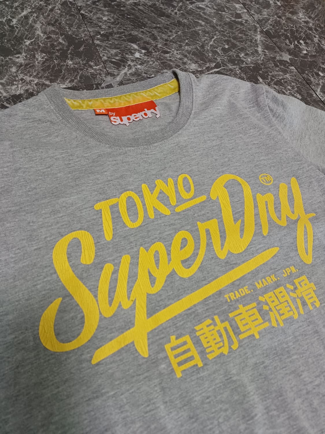 슈퍼드라이(Superdry) 도쿄 그래픽 티셔츠 M
 상품이미지3