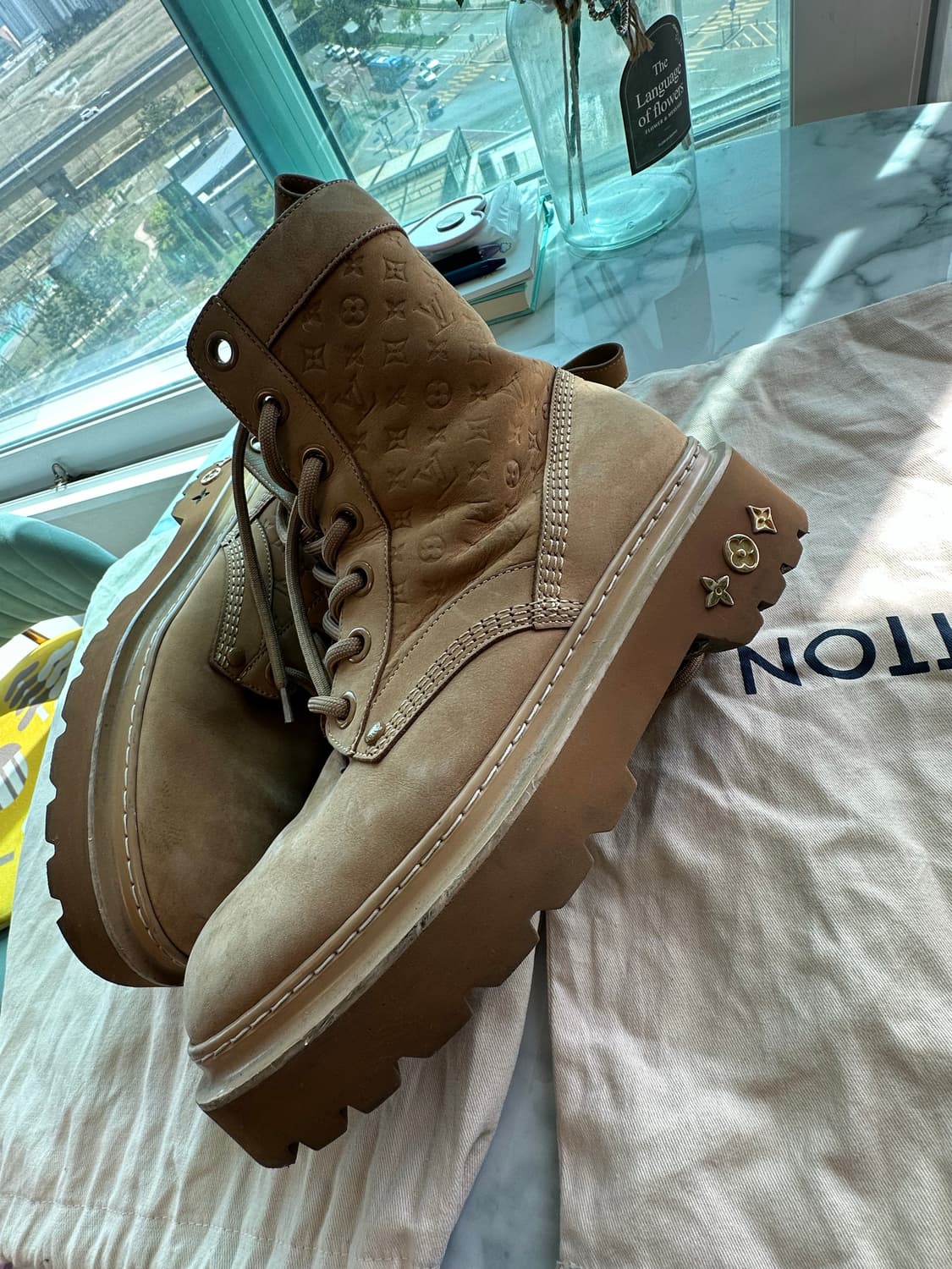 루이비통 모노그램 레인저 누벅 부츠 상품이미지1
