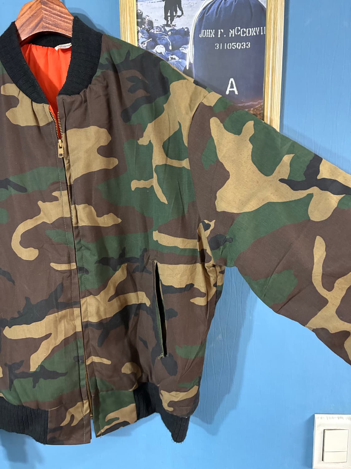 80‘s vtg Woodland Camo Flight Jacket. 상품이미지3