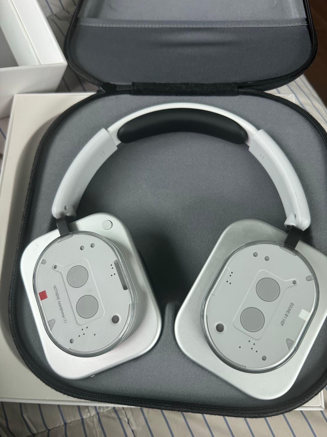 낫싱 헤드폰 (1) 노이즈 캔슬링 블루투스 헤드폰 화이트 상품이미지2