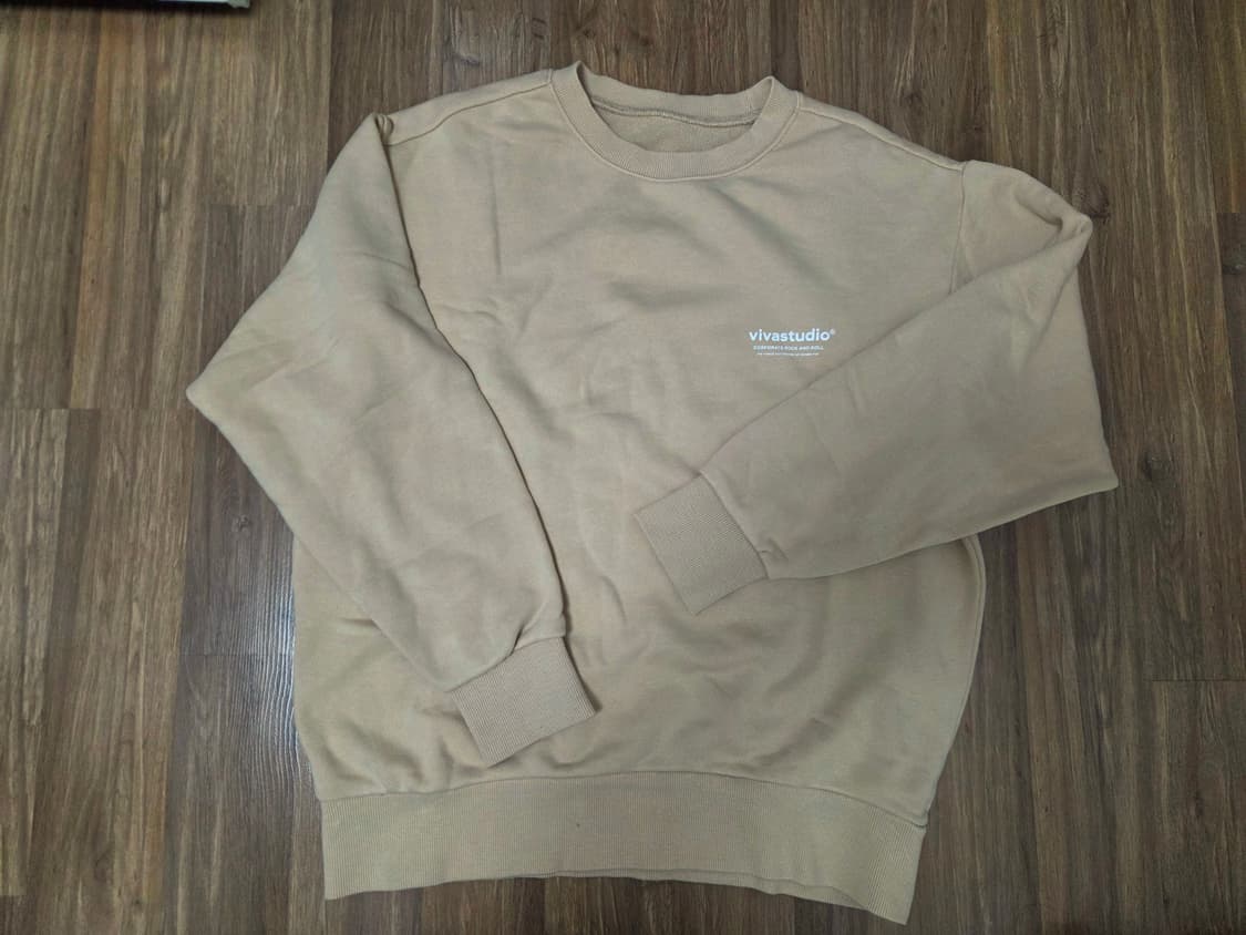 비바스튜디오 로고 맨투맨 베이지 s 상품이미지1