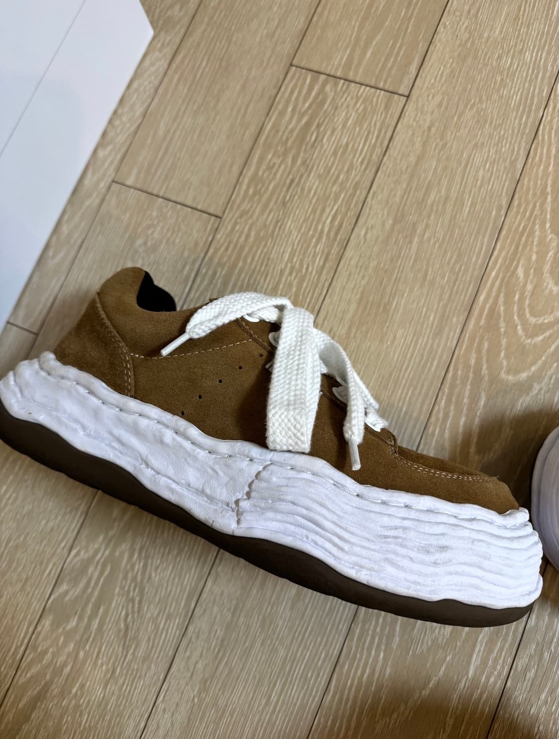 미하라야스히로 올리버 브라운(스웨이드) 42 상품이미지2