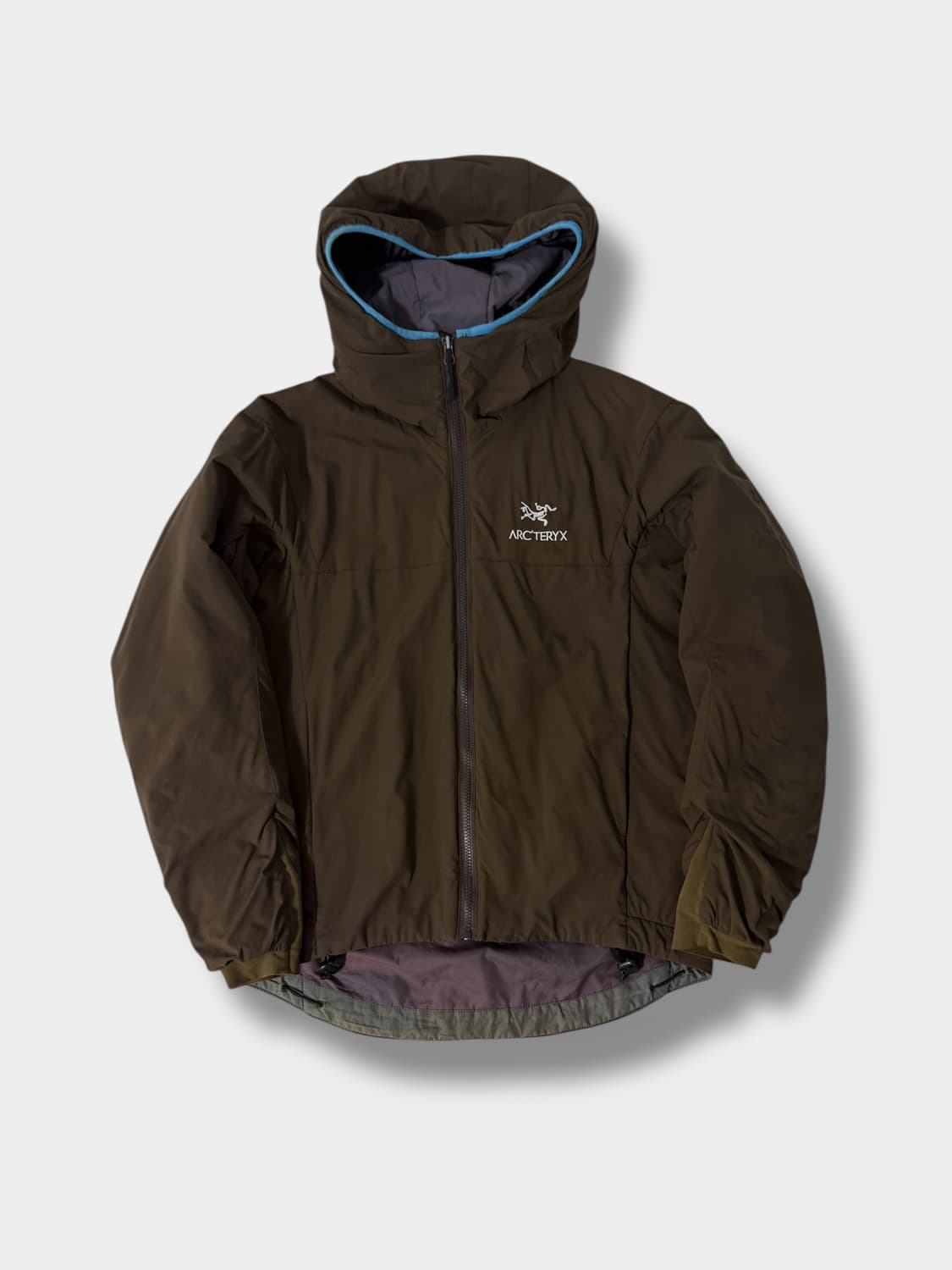 아크테릭스 루즈핏 00‘s 아톰 LT 카키 후드 자켓 상품이미지2