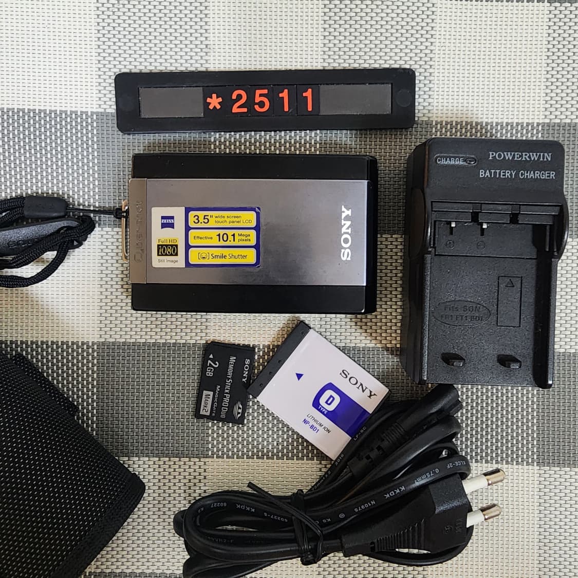 소니 사이버샷 DSC-T 300 디지털카메라 파우치포함 상품이미지1