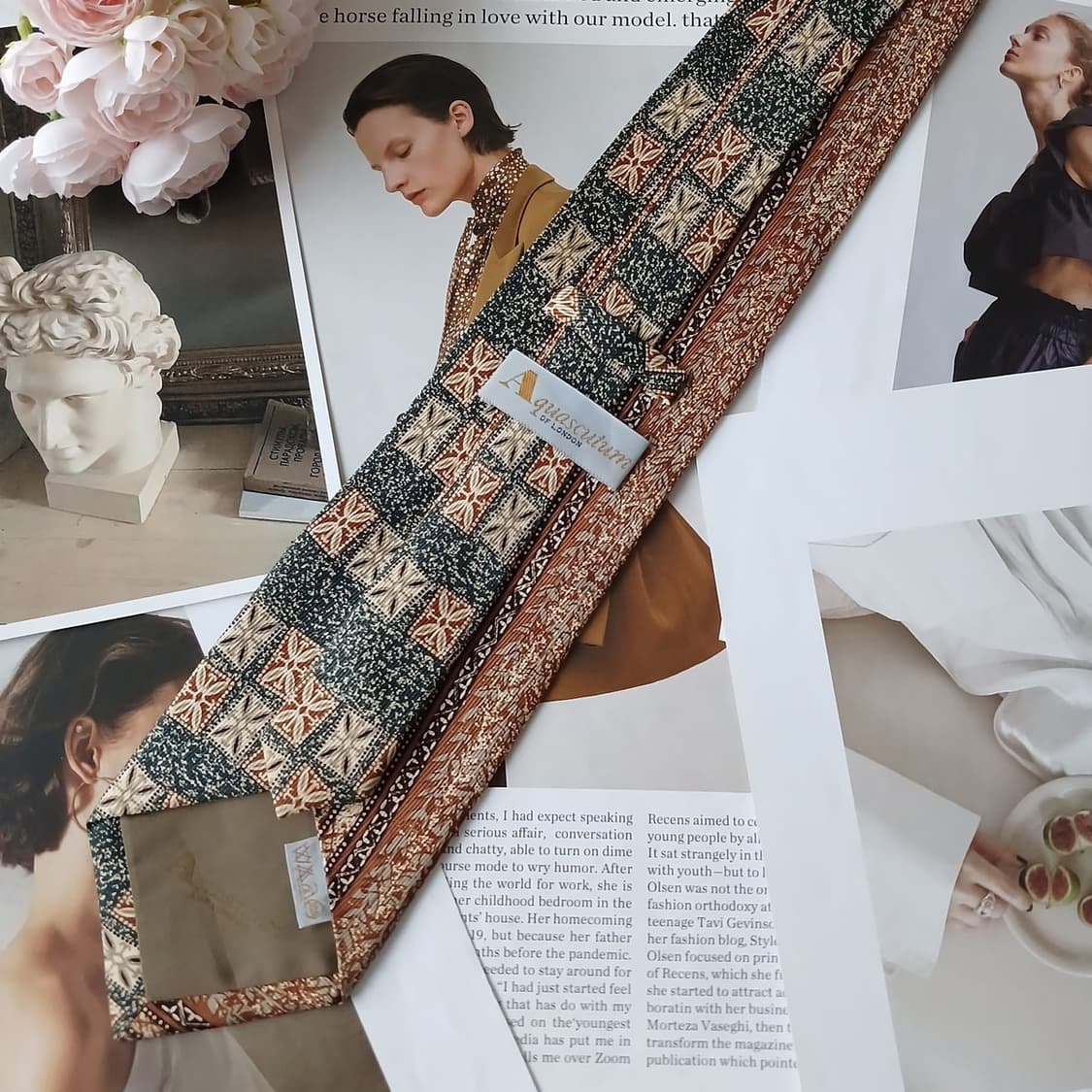 아쿠아스큐텀 실크 브라운 기하 넥타이 9.6cm A+등급 A19308
 상품이미지6