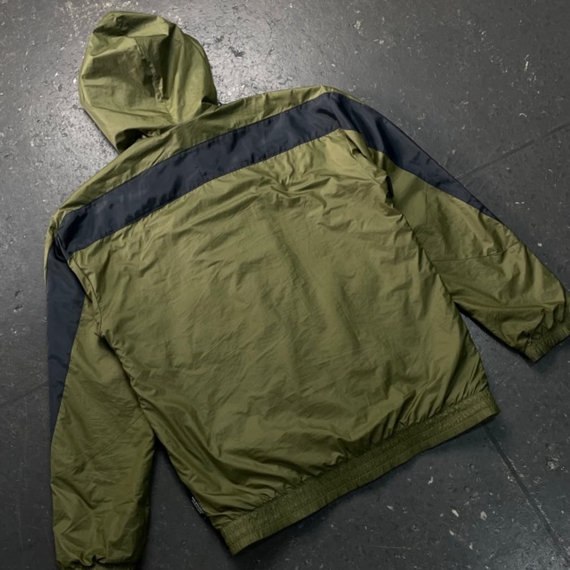 100 아디다스 WIND 바람막이 상품이미지5