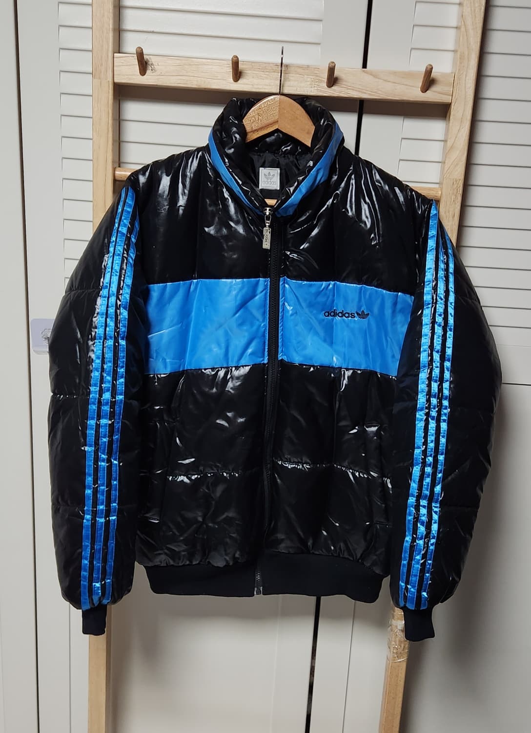 아디다스 Y2k 올드스쿨 유광 패딩 점퍼 자켓 상품이미지6