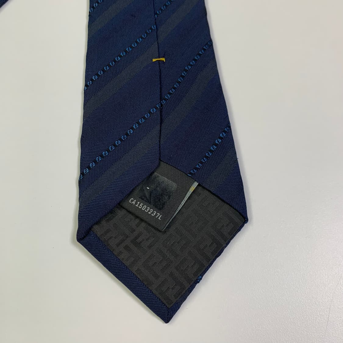 펜디(FENDI) 스몰로고 모노그램 스트라이프 명품넥타이 A+ 7.7cm 상품이미지6
